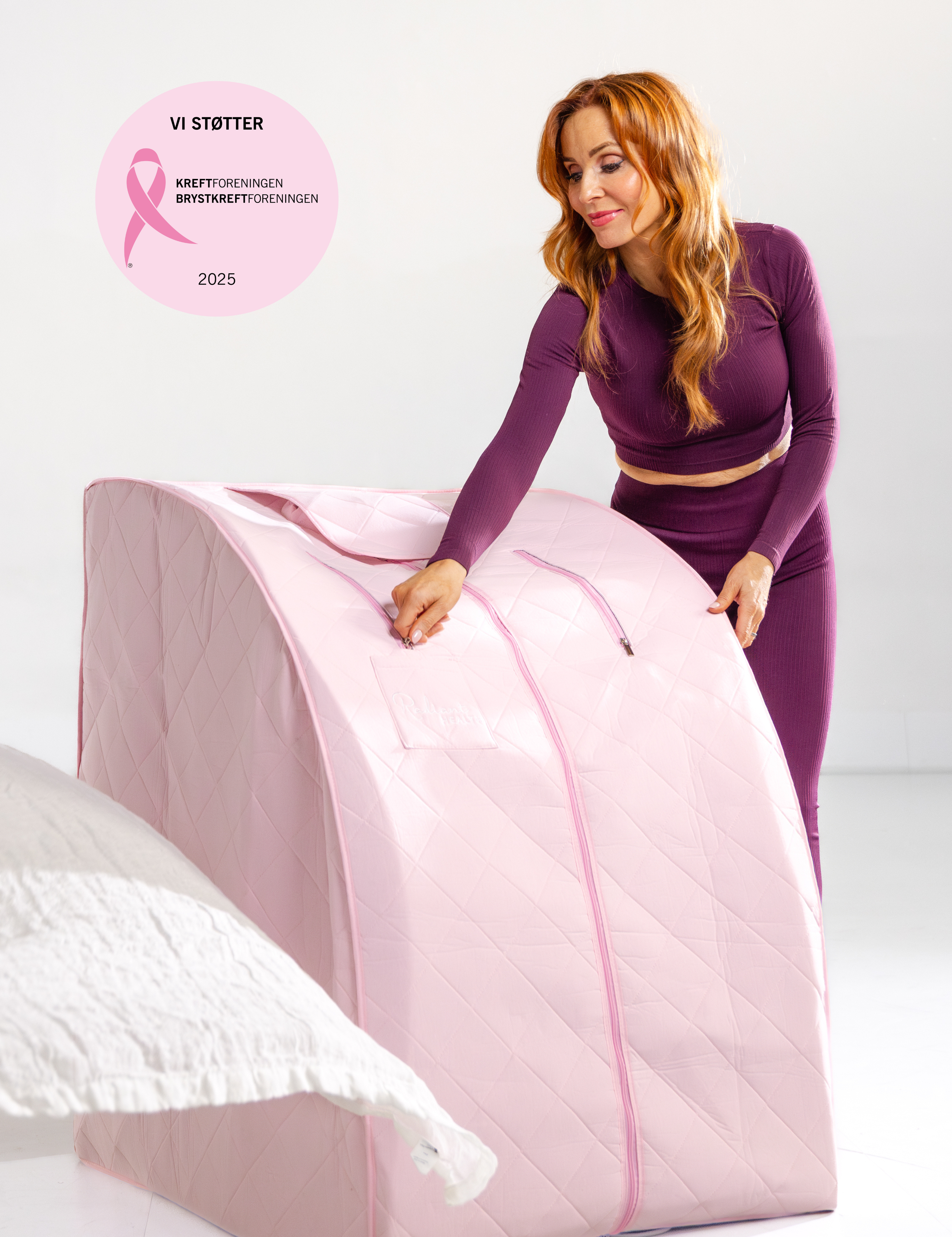 Radiant Health støtter Brystkreftforeningen. Rosa infrarød sauna fra Radiant Health, designet for å støtte Kreftforeningen.