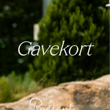 Radiant Health gavekort på stein med grønn natur i bakgrunnen. En gave av velvære og balanse.