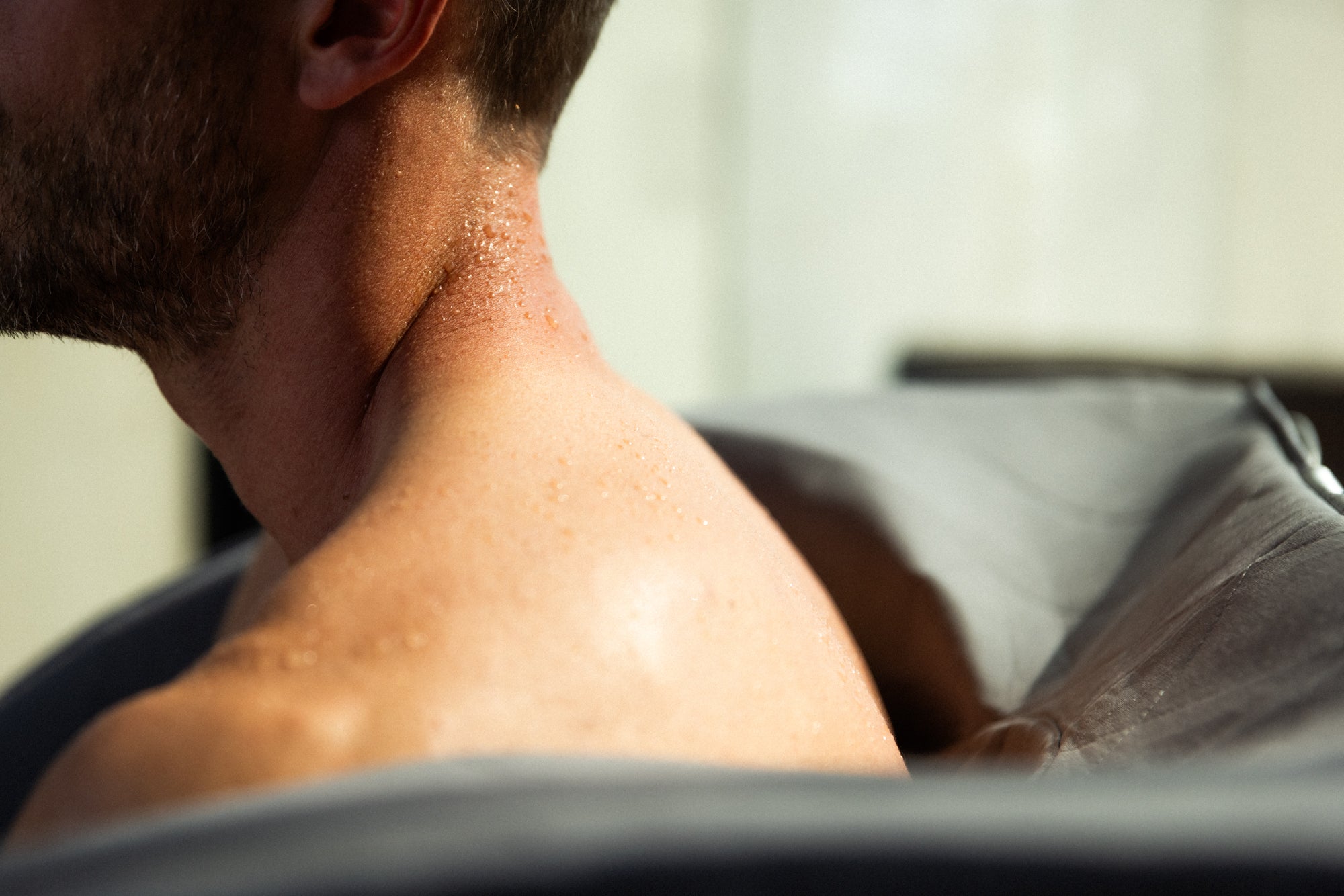 Infrarød sauna og forbrenning: hva sier forskningen om kaloriforbruk, metabolisme og vekttap?