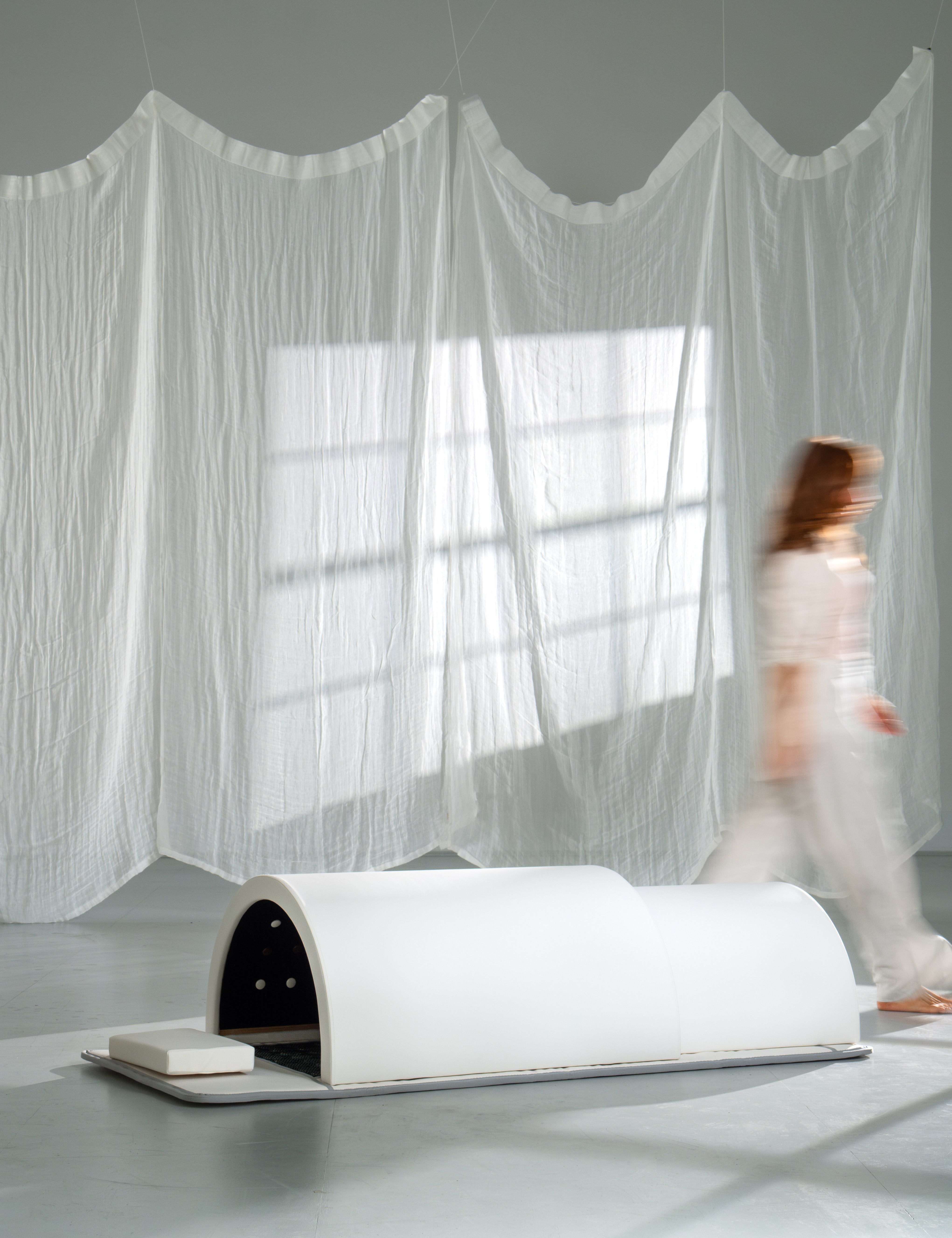 Opplev dyp avspenning og detox med IR Sauna Cocoon LumaRed, designet for velvære hjemme.