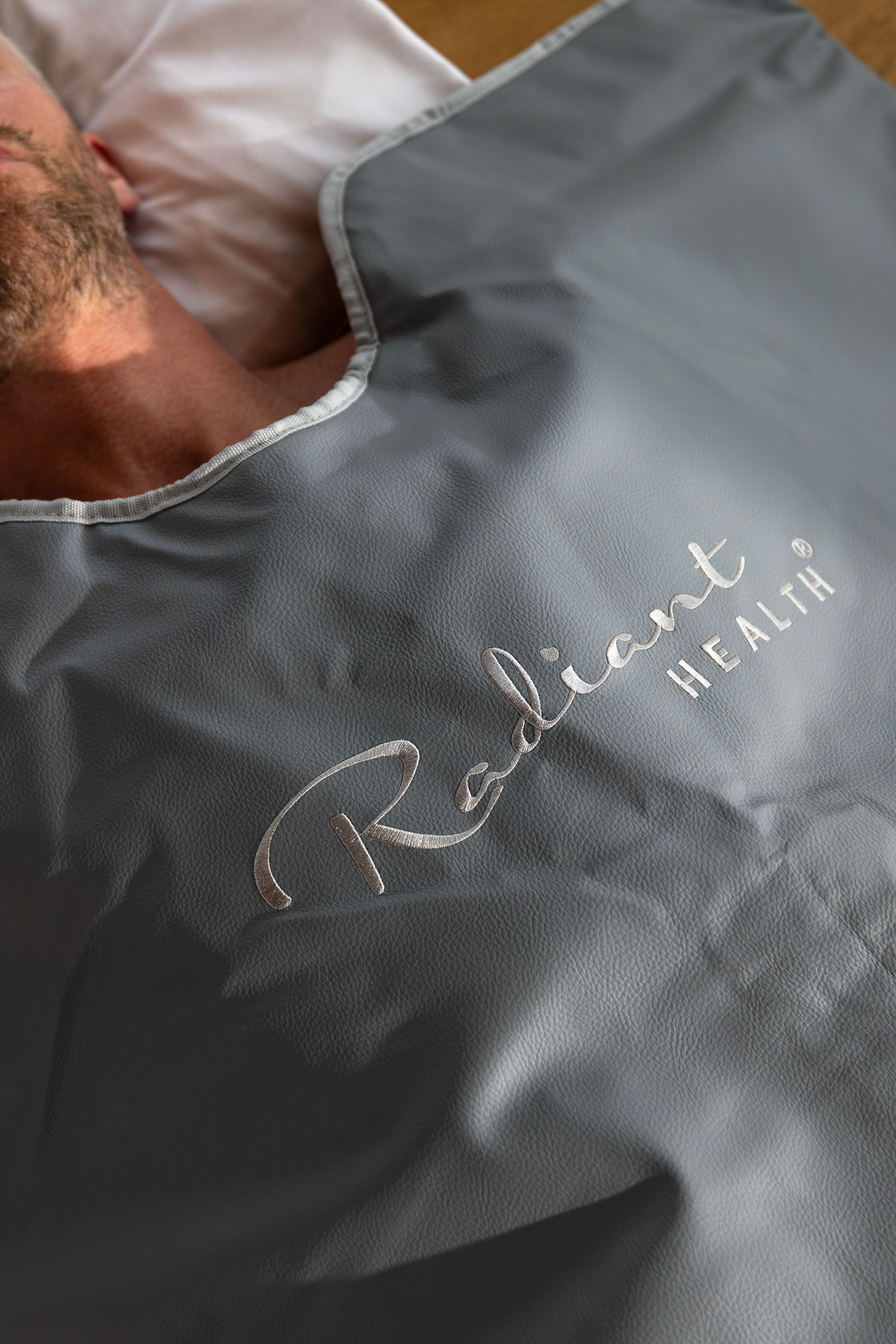 Radiant Health saunateppe. Premium kvalitet for helse, energi og velvære.