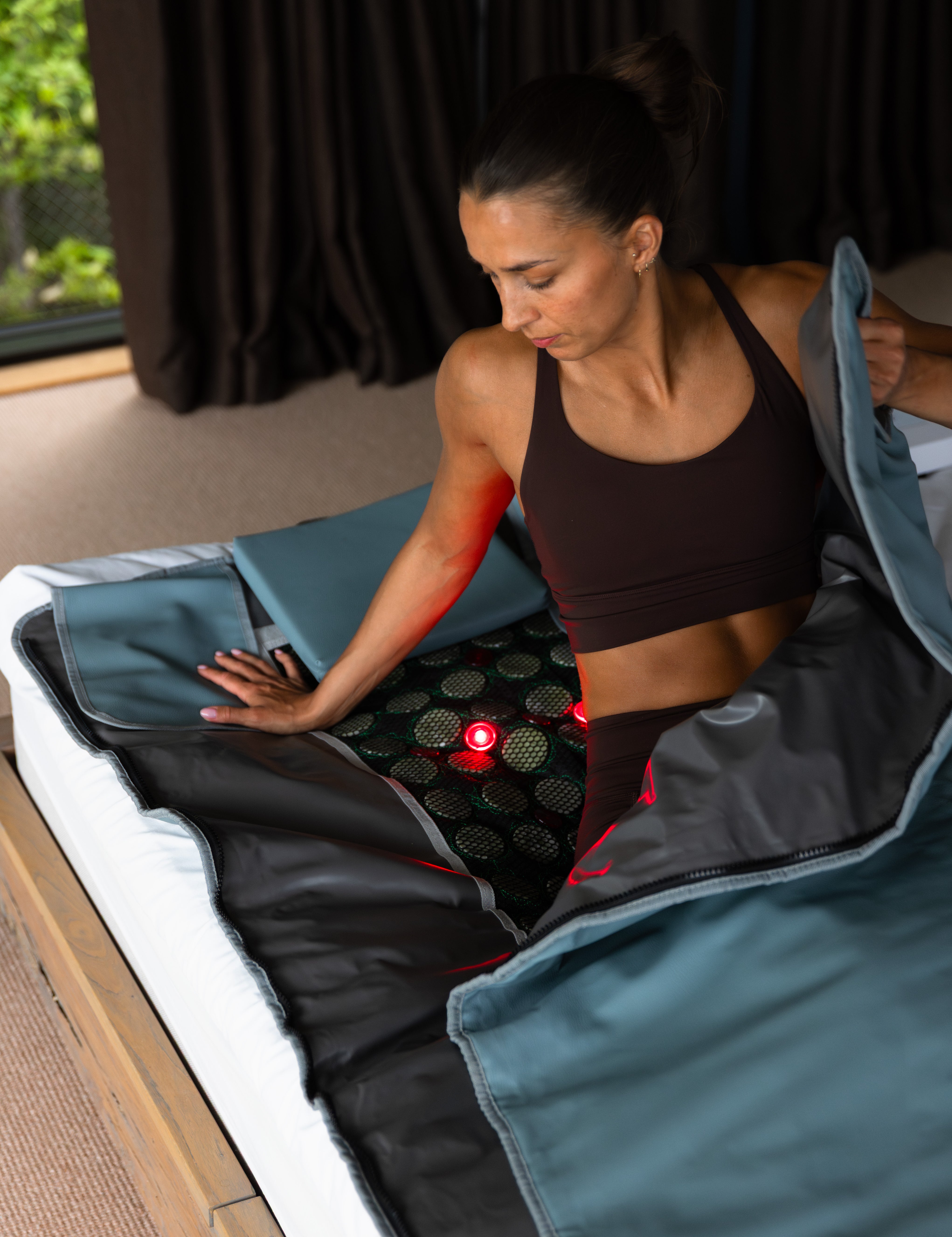 Få spaopplevelsen hjemme,  Breez Red Light saunateppe støtter velvære, ro og vitalitet.